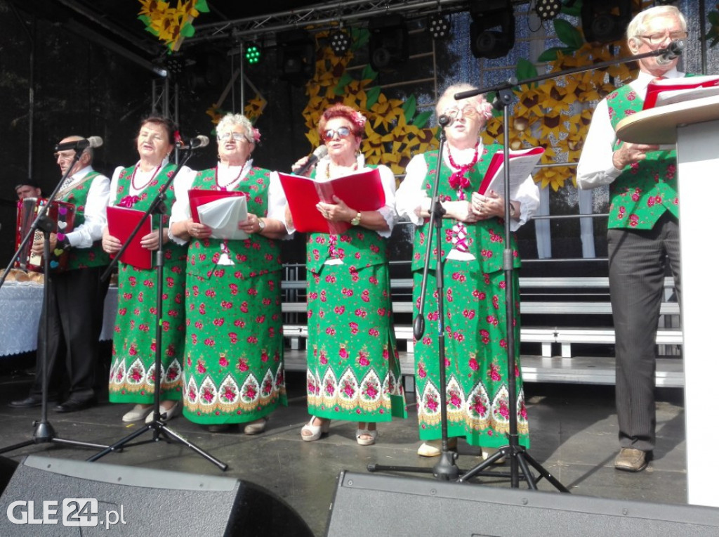 Dożynki Powiatowe w Charbrowie