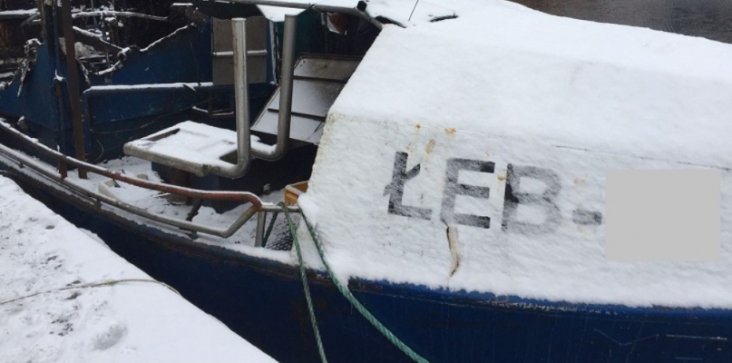 Włamał się na łódź, okradł właściciela i wzniecił pożar