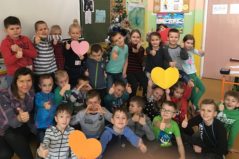 Dzieci pokazały laurki