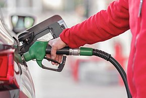 Ceny paliw. Kierowcy nie odczują zmian, eksperci mówią o "napiętej sytuacji"-13259