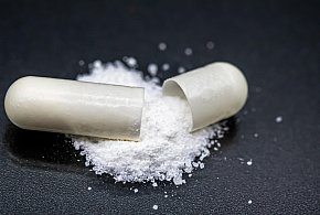 Salmonella w popularnym suplemencie. „Nie należy spożywać”-17247