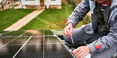 Hurtownia fotowoltaiczna wspierająca realizacje na dachach skośnych i nie tylko