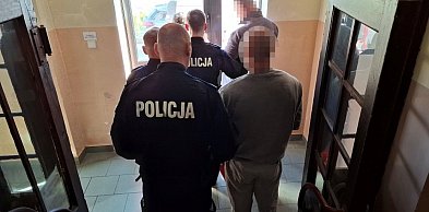 Pięciu poszukiwanych zatrzymanych przed świętami