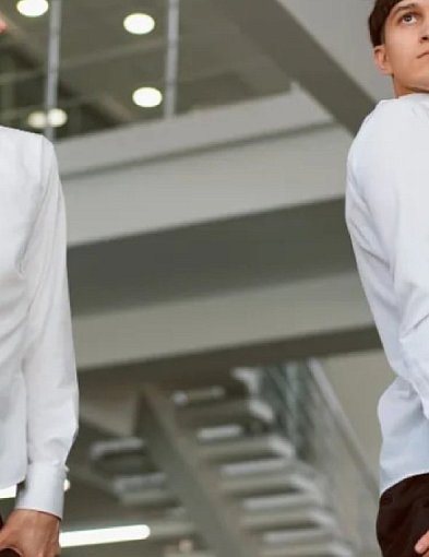 Ekskluzywna odzież firmowa – jak połączyć prestiż marki z haftem i nadrukiem?-17070