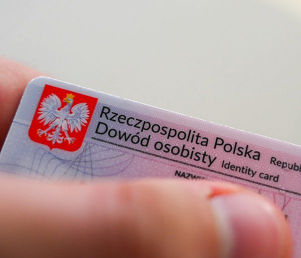 Nie musisz już biec do fotografa. Zdjęcie do dokumentów zrobisz w domu-17429