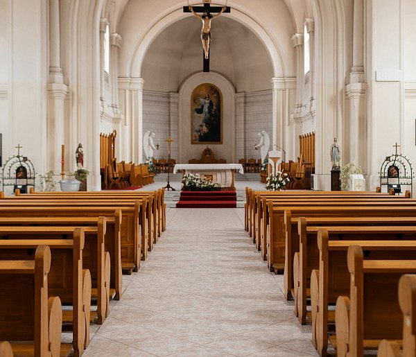 Miliony na Kościół w 2026 roku. Państwo co roku dokłada do duchownych-17476